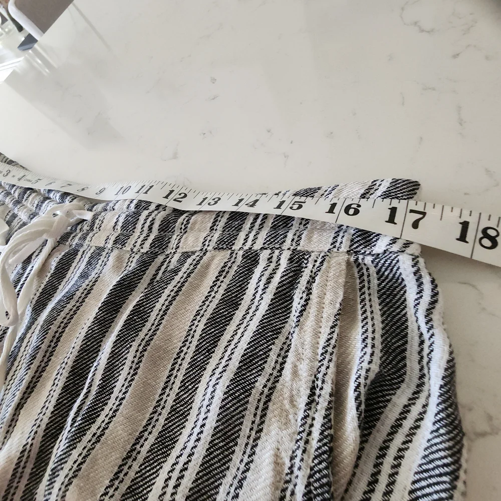 Caslon Black and Beige Striped Linen Blend Shorts Women Size L - Picture 8 of 10